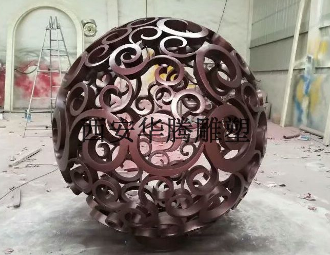 西安锻铜雕塑.png