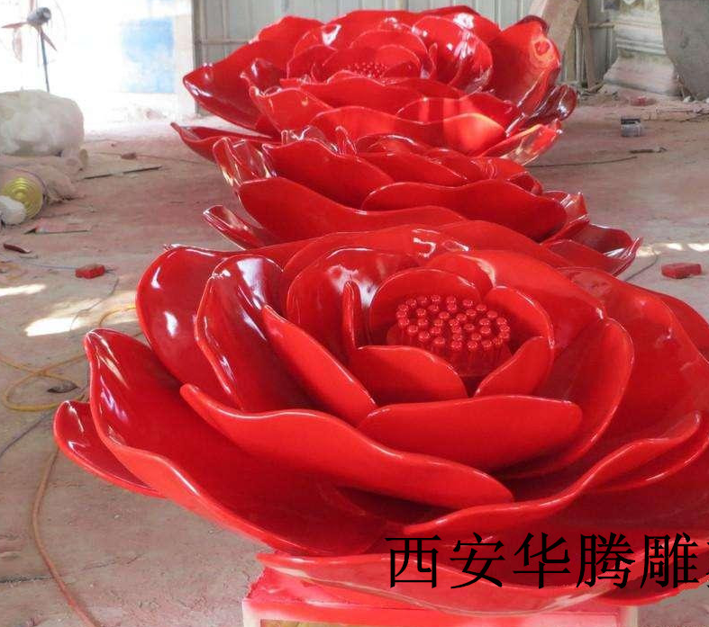 西安玻璃钢雕塑厂.png